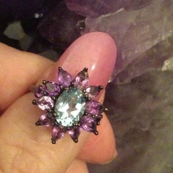 Splendid Genuine Blue Topaz & Amethyst Ring - Picture 3 of 14